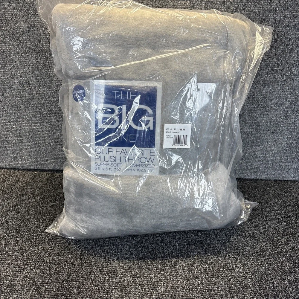 The Big One~Oversized/Super Soft Plush Throw~5ft X 6ft~Solid Gray